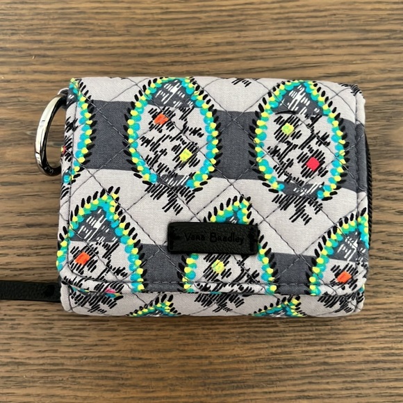 Vera Bradley Bags New Vera Bradley Iconic Rfid Card Case In Paisley